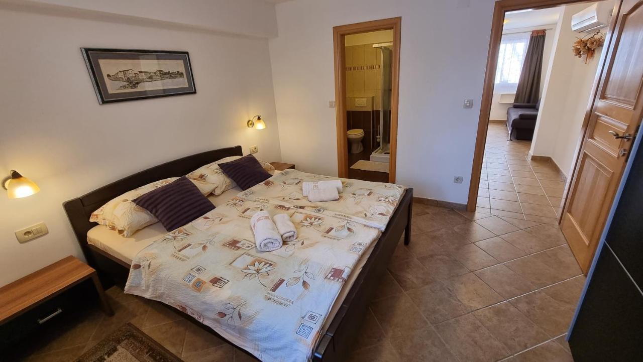 Apartmani Sidro Malinska Exterior foto