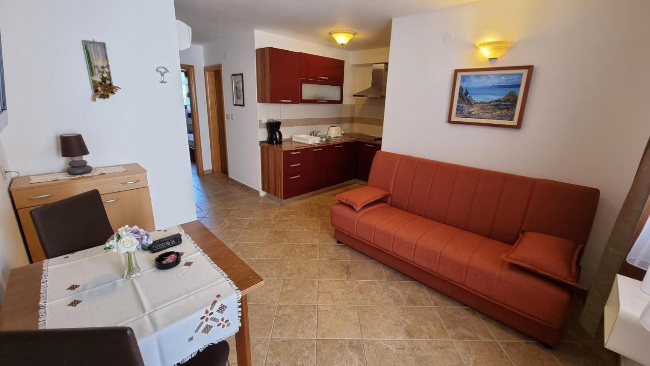 Apartmani Sidro Malinska Exterior foto